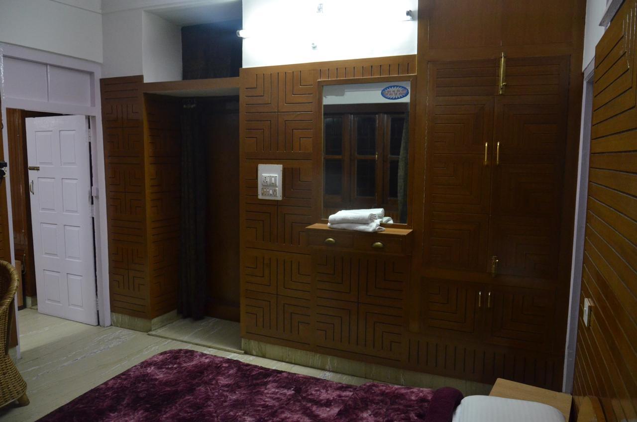 Clarks Hotel Mussoorie Bagian luar foto